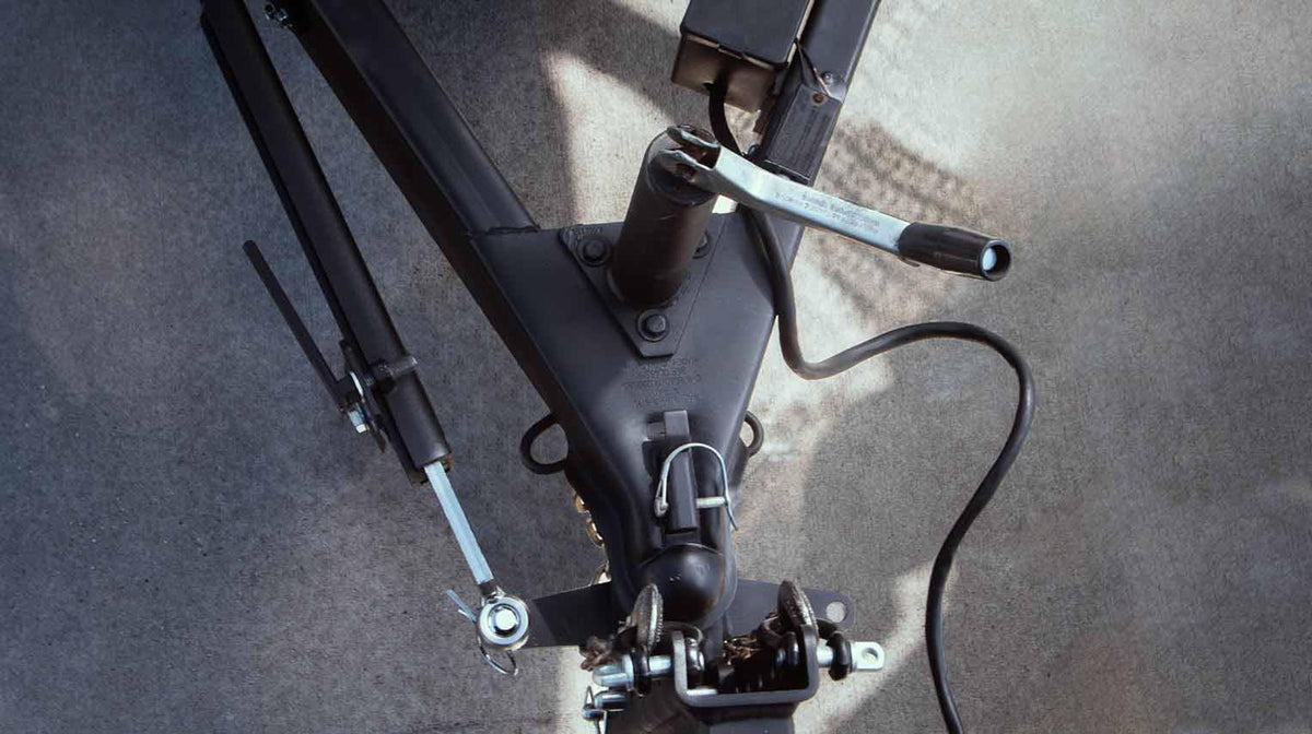 Trailer Anti Sway Control System Rated up to 10,000 lbs Solid Steel Black Powder Coat B501