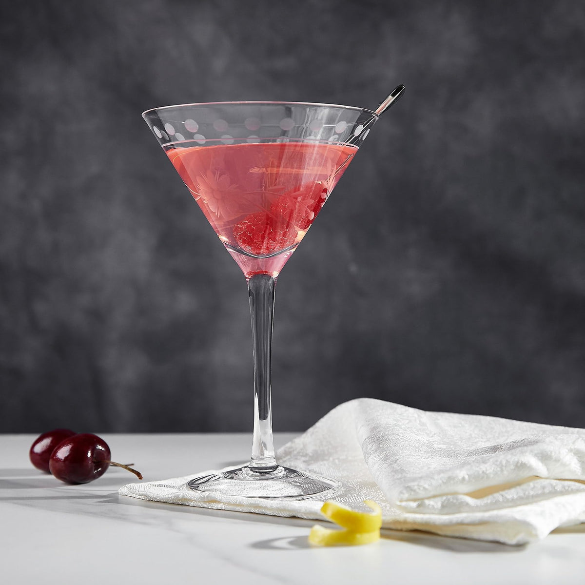 9.6 oz Martini Glasses Set of 4 D391651